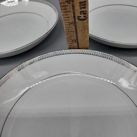 Mikasa Barclay Cereal Soup Bowl 7.5" White Silver Porcelain 8258 Set Of 3 - Picture 5 of 5